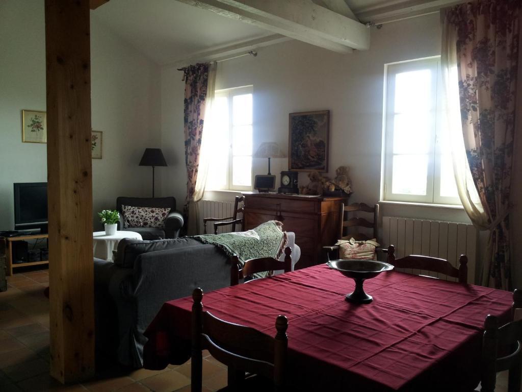 Bed and Breakfast Au Bon Gre D'Hugoline Blanzac  Exterior foto